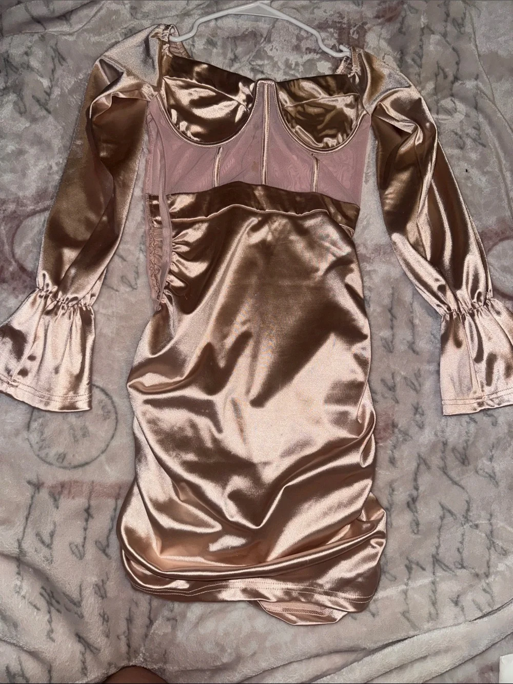 PrettyLittleThing Rose Gold Satin Long Sleeve Corset Mini Dress - Picture 1 of 3